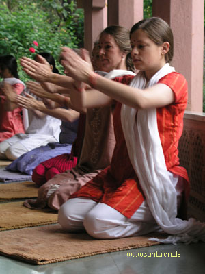 nl-201007-yoga